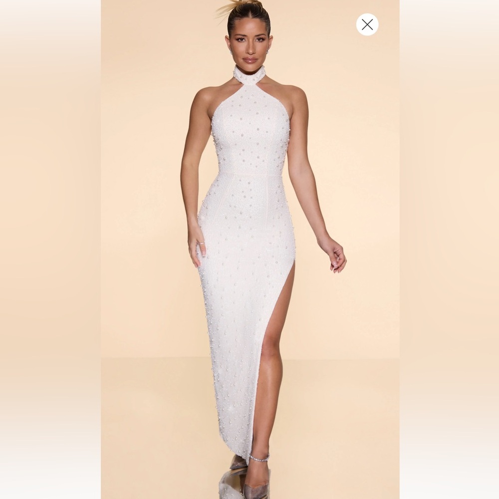 Elegant White/Ivory Maxi Dress - Embellished high neck split dress